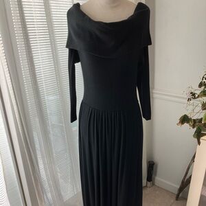 Elegant Black Maxi Dress